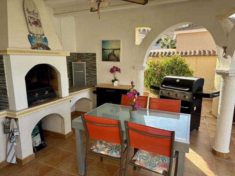 Spektakuläre 5-Schlafzimmer-Villa