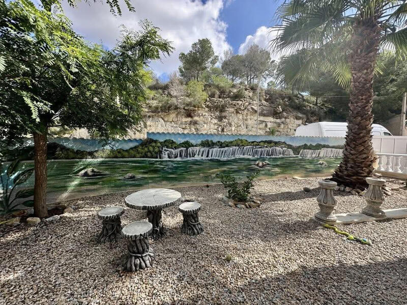 Spektakuläre 5-Schlafzimmer-Villa