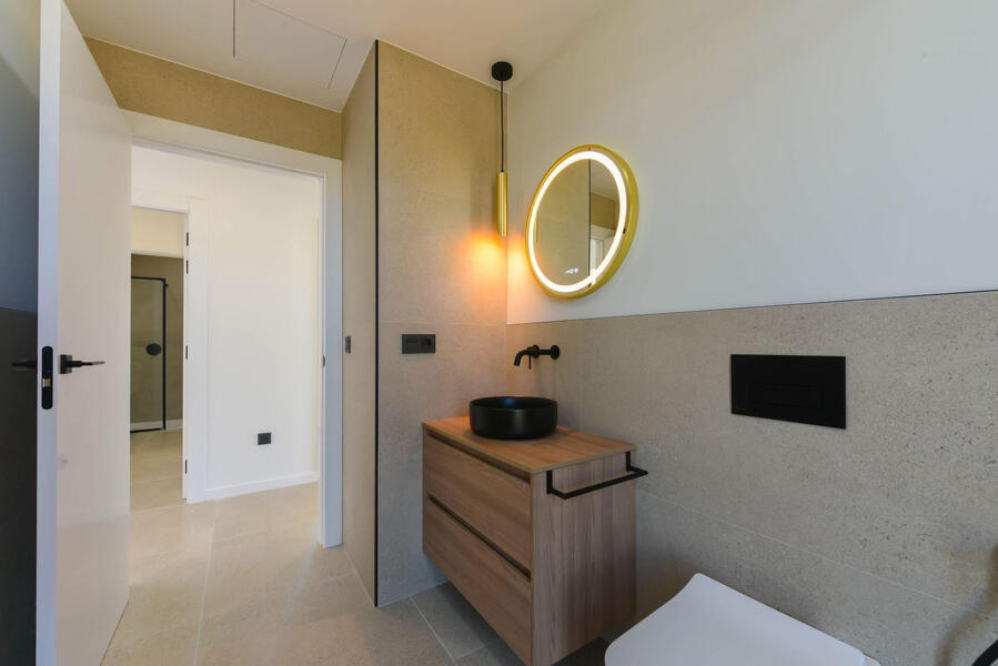 Moderne Stilvolle Villa