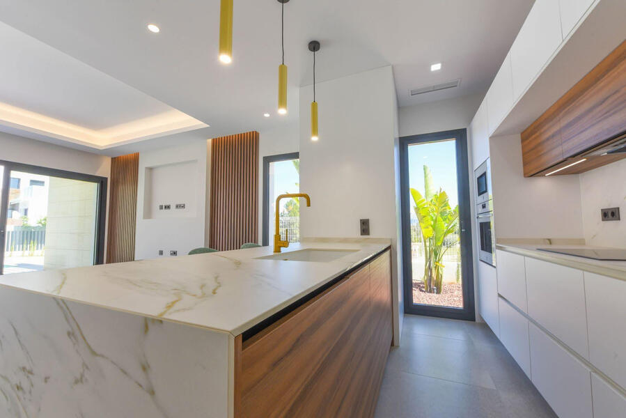 Moderne Stilvolle Villa