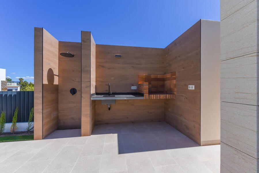 Moderne Stilvolle Villa