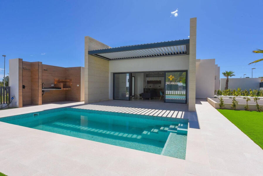 Moderne Stilvolle Villa