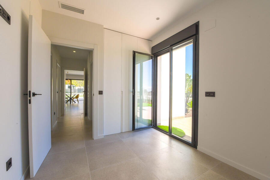 Moderne Stilvolle Villa